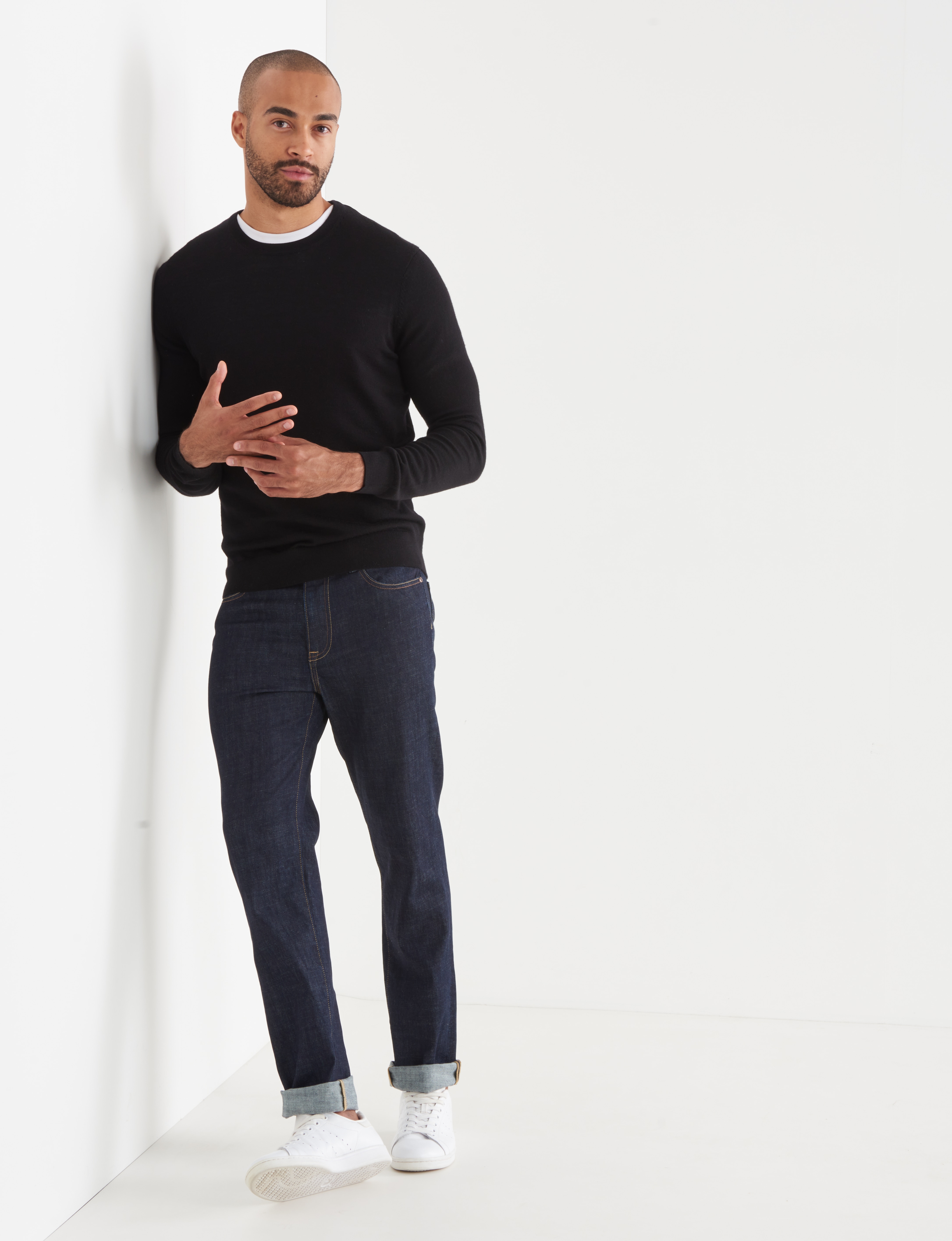 North South Merino Crew Neck Jumper, Black product photo View 03 L