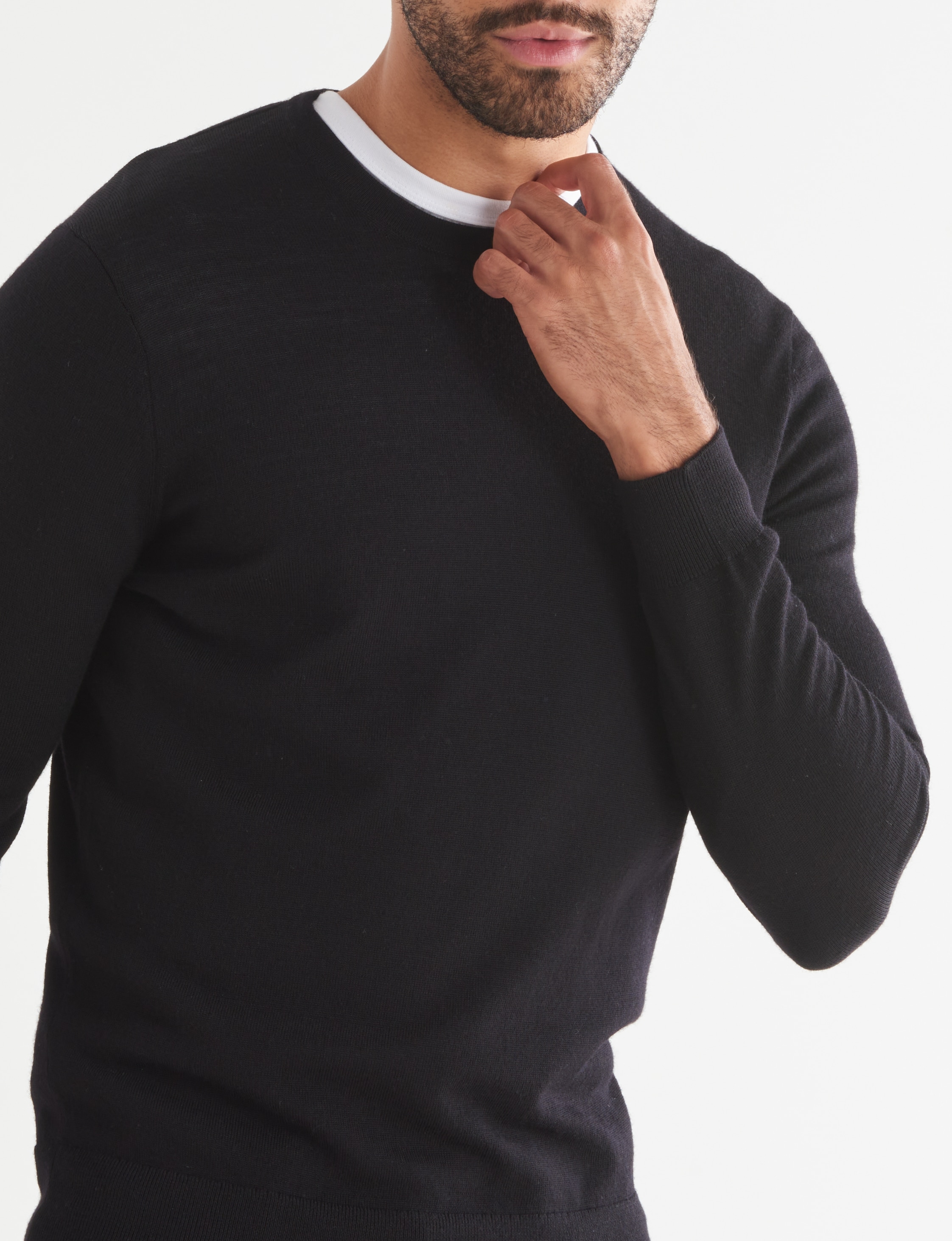 North South Merino Crew Neck Jumper, Black product photo View 04 L