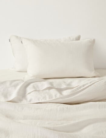 Domani Domani Toscana Standard Pillowcase Pair, White product photo
