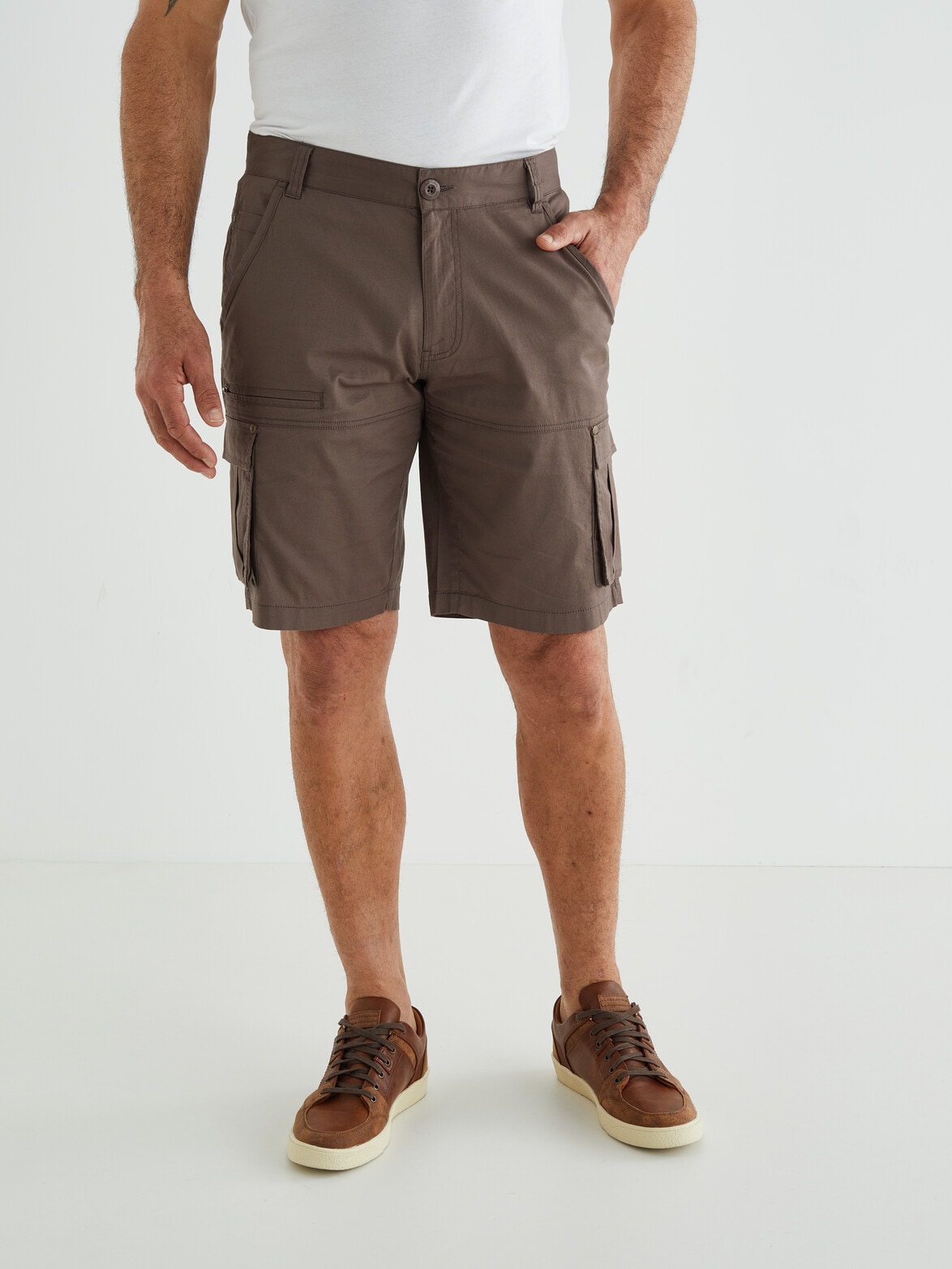 Logan Decoy Short, Taupe - Shorts