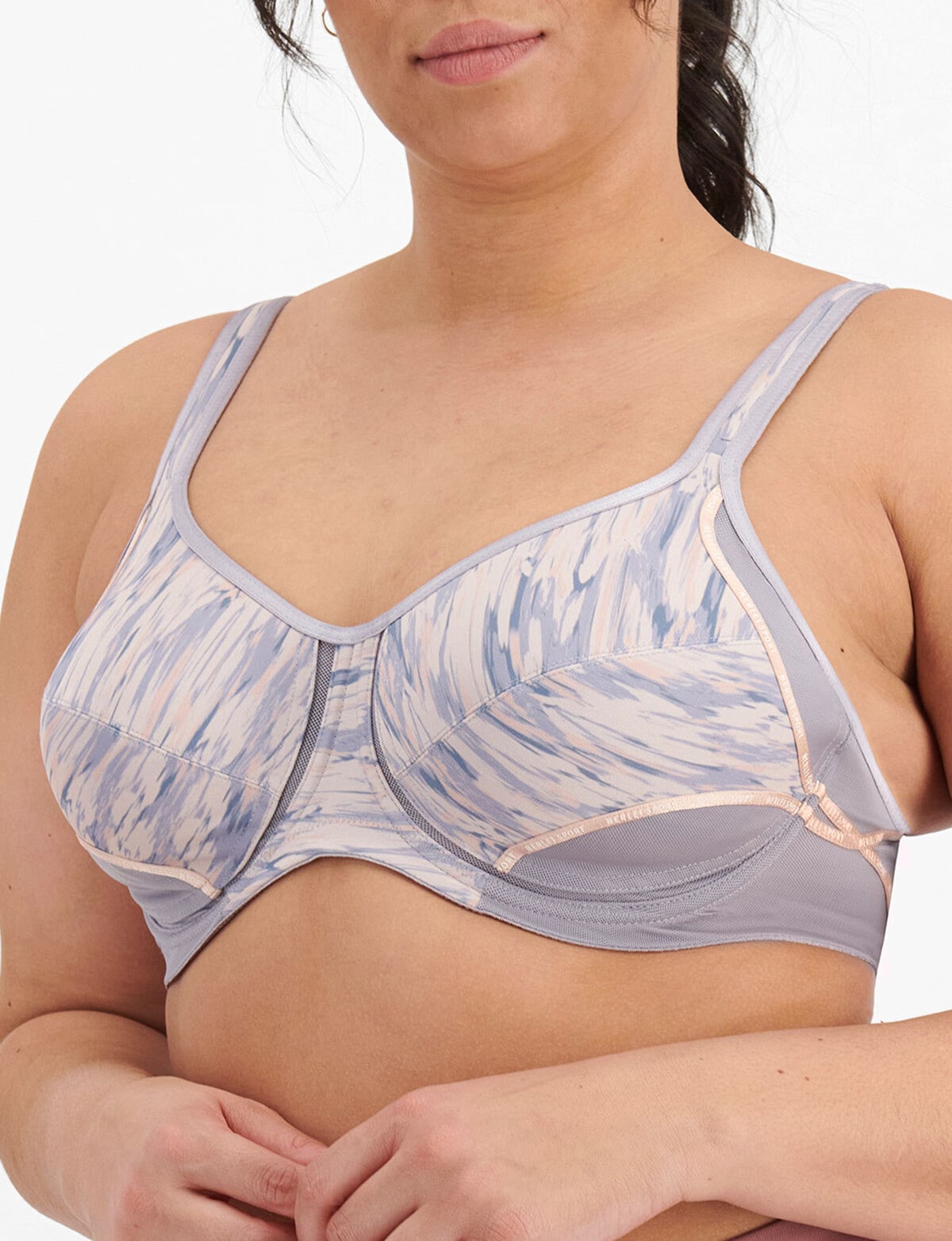 bras.co.nz - Berlei Lift & Shape Underwire Bra, $52.46 (25% off RRP $69.95)    Check out other Berlei bras and briefs