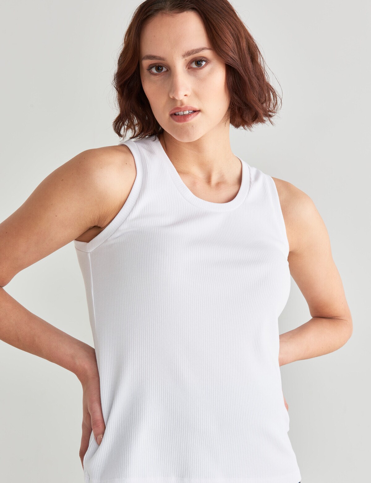 Basic Scoop Neck Ribbed Knit Tank Top  White tank top women, Tank tops  women, Top outfits