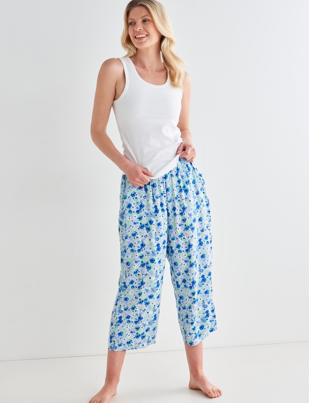 Whistle Sleep Floral Crop Pant, Blue - Pyjamas