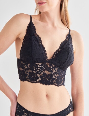 La Senza - black lace bra top = instant outfit 󾆢 ALL BRAS 40% OFF! LIMITED  TIME ONLY! ⏰⏰  󾆓󾆓 #musthave #summer #style #lace  #dream #bratop #croptop #ootd #inspo #love #lit #