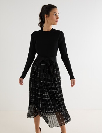 Oliver Black Long Sleeve Pleated Dress, Black & White product photo