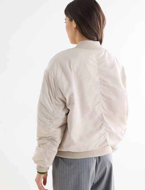 Mineral Cozza Bomber, Oat product photo View 02 L