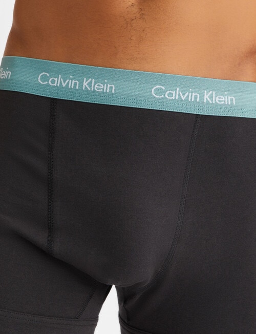 Calvin Klein Engineered Cotton Stretch Trunk, 3-Pack, Black product photo View 04 L