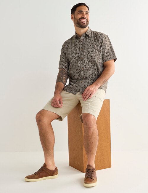 Logan Balist Short Sleeve Shirt, Taupe product photo View 03 L