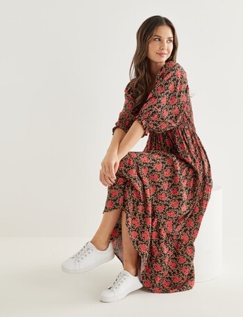 Whistle 3/4 V-Neck Shirred Midi Dress, Rose Print product photo