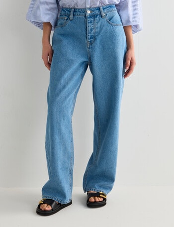 Mineral Amos Relaxed Jean, Blue Wash product photo