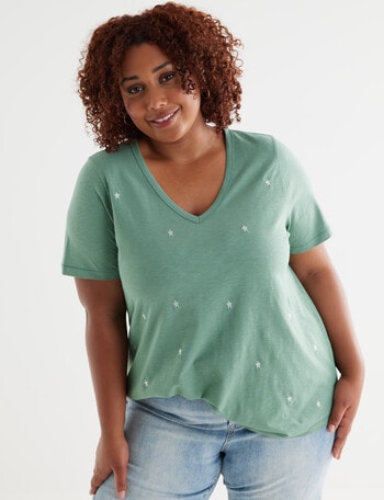 Studio Curve Organic Cotton Star Embroidery V-Neck Tee, Sage product photo