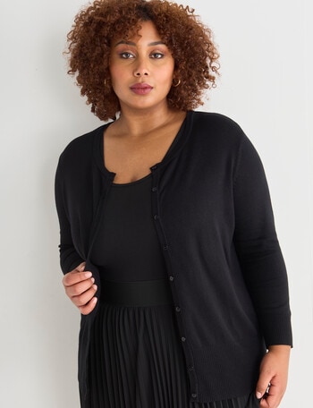 Studio Curve Classic Cardigan, Black product photo