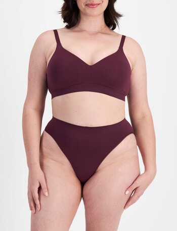 Berlei Understate Wirefree Sangria Wine, S-3XL product photo