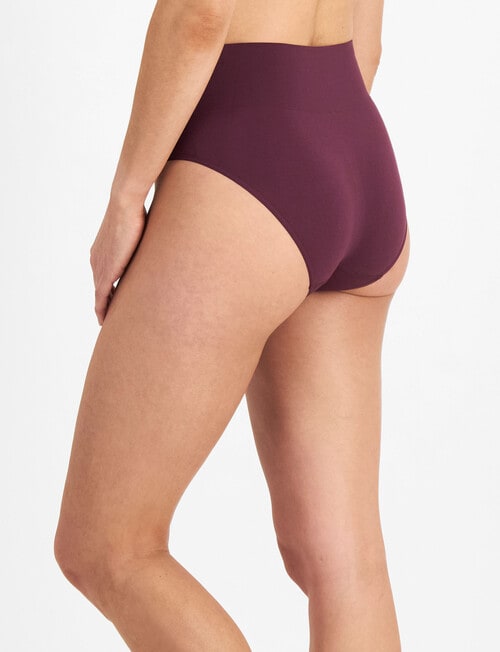 Berlei Understate Full Brief, Sangria Wine, S-3XL product photo View 03 L