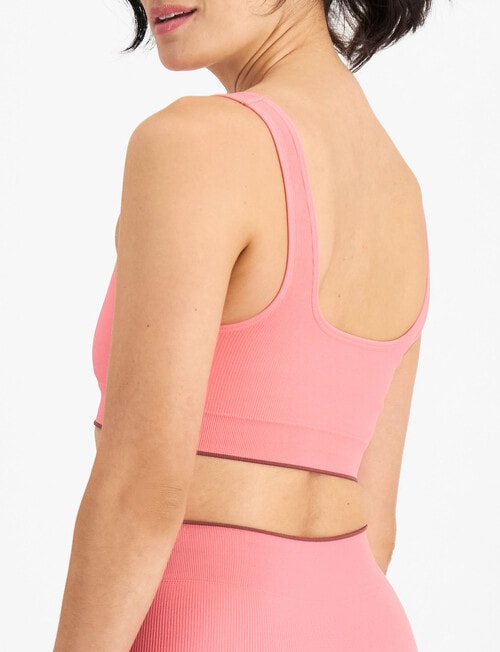 Berlei Active Scoop Crop, Rose Tea, S-3XL product photo View 03 L