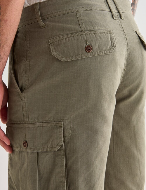 Kauri Trail Ripstop Cargo Short, Khaki product photo View 04 L