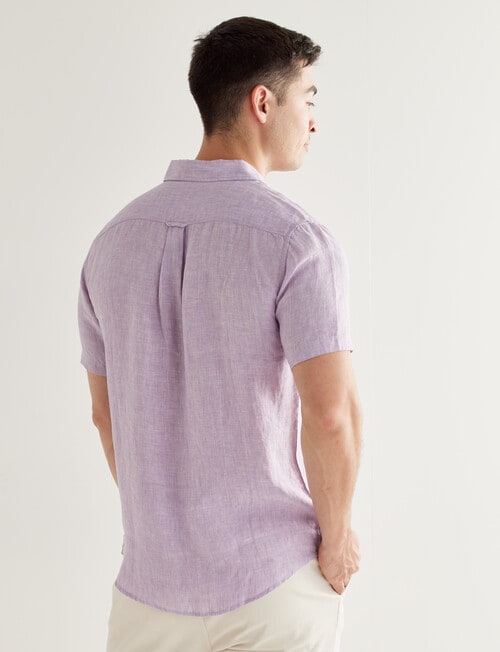 Gasoline Textured Linen Short Sleeve Shirt, Lilac product photo View 02 L