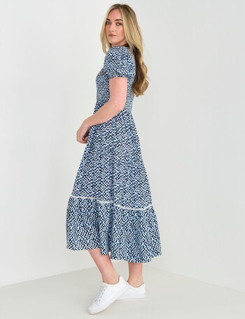 Whistle Short Sleeve V-Neck Shirred Midi Dress, Navy product photo