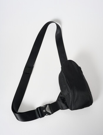 No Issue Shoulder Bag, Black product photo