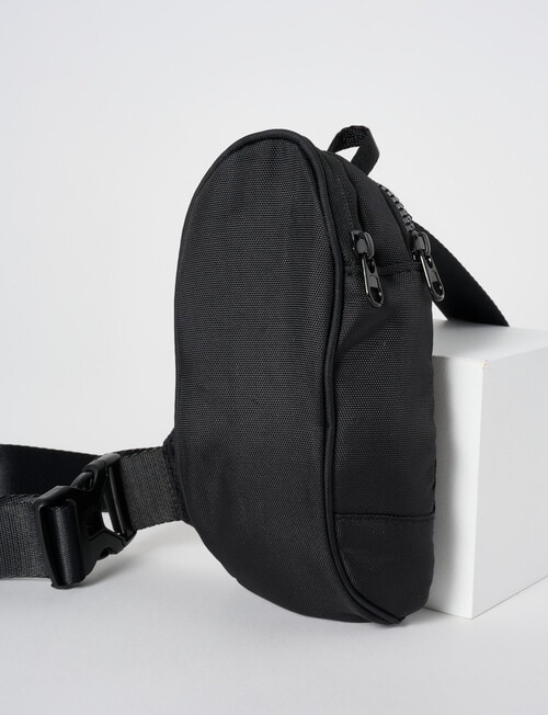 No Issue Shoulder Bag, Black product photo View 04 L