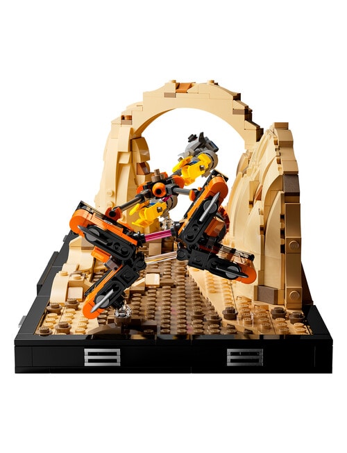 LEGO Star Wars Mos Espa Podrace Diorama, 75380 product photo View 05 L
