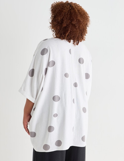 Studio Curve Spot Linen Blend Pocket Front Tunic, White & Silver product photo View 02 L