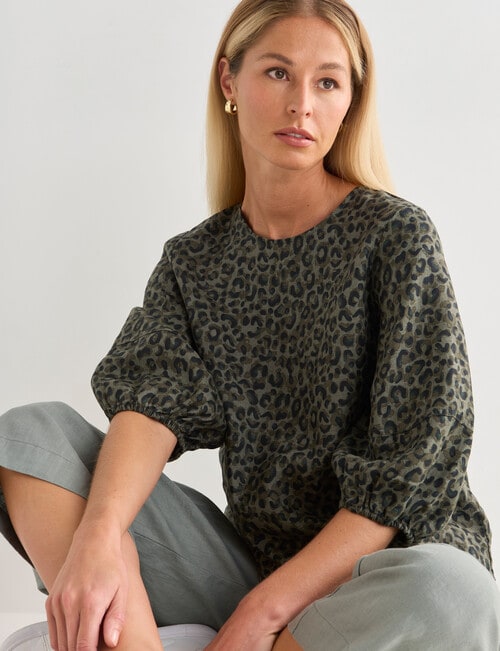 Zest Linen Seam Sleeve Top, Animal Print product photo