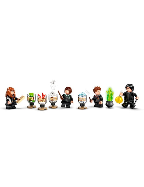 LEGO Harry Potter Hogwarts Castle Potions Class, 76431 product photo View 06 L