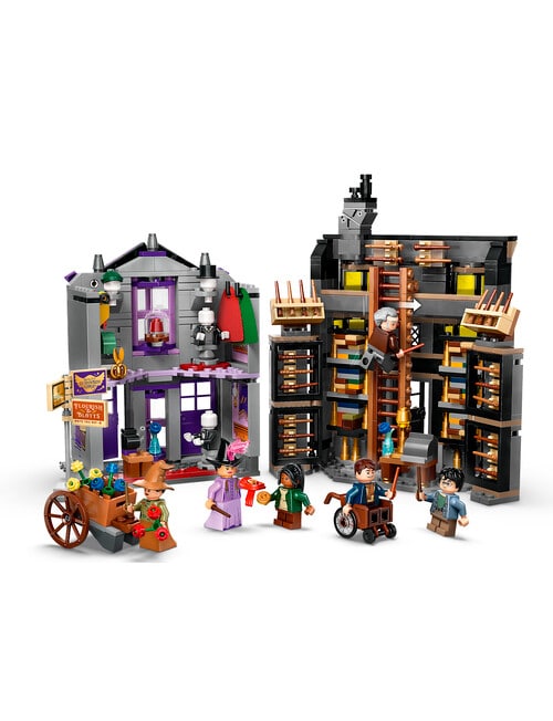 LEGO Harry Potter Ollivanders & Madam Malkin's Robes, 76439 product photo View 04 L