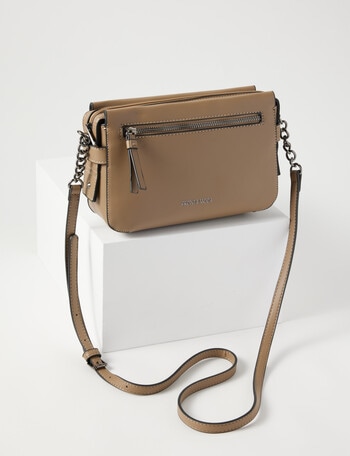 Pronta Moda Chain Strap Camera Bag, Taupe product photo