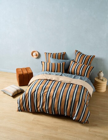 Linen House Beau Duvet Cover Set product photo
