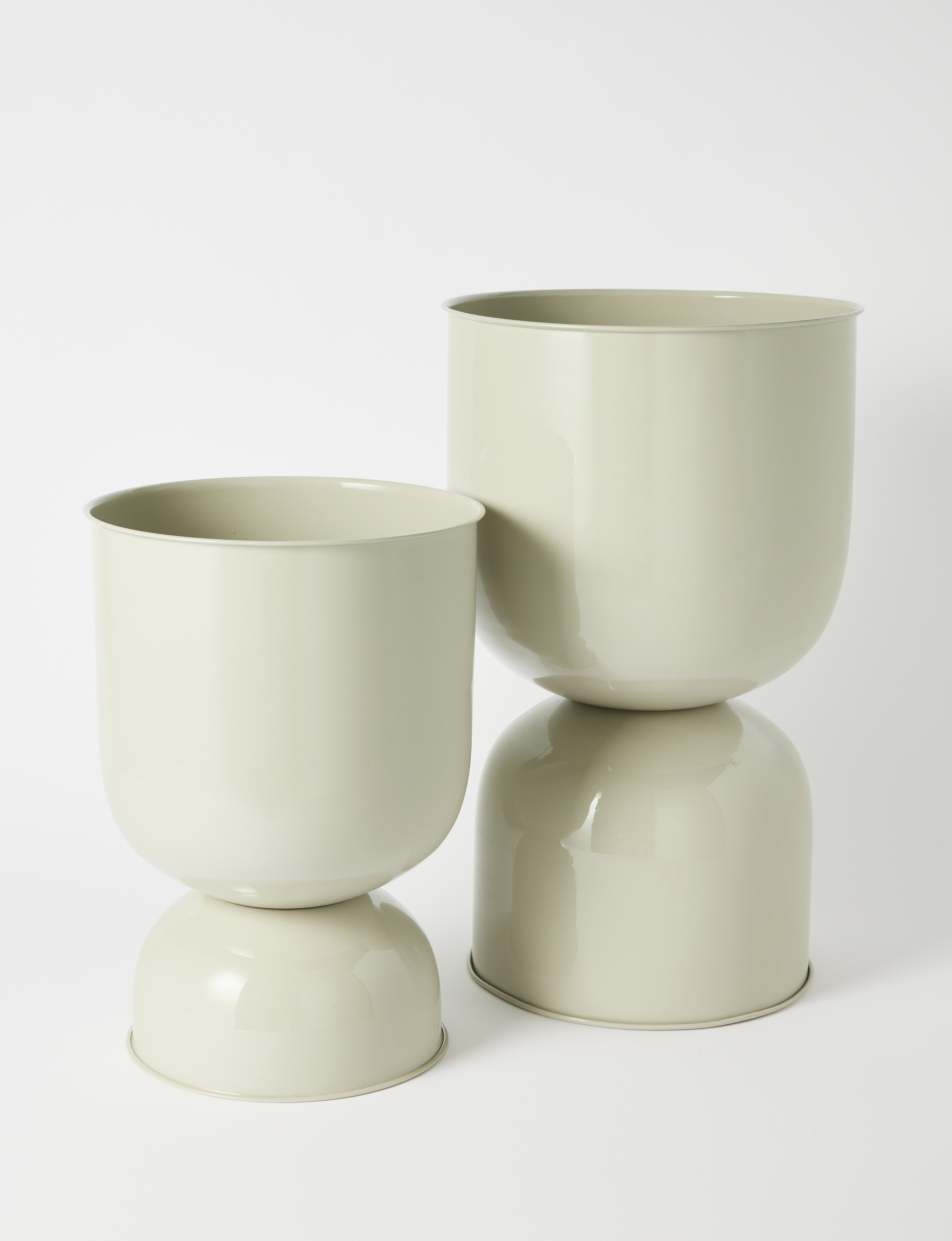 M&Co Monrovia Metal Planter, Grey, Small product photo