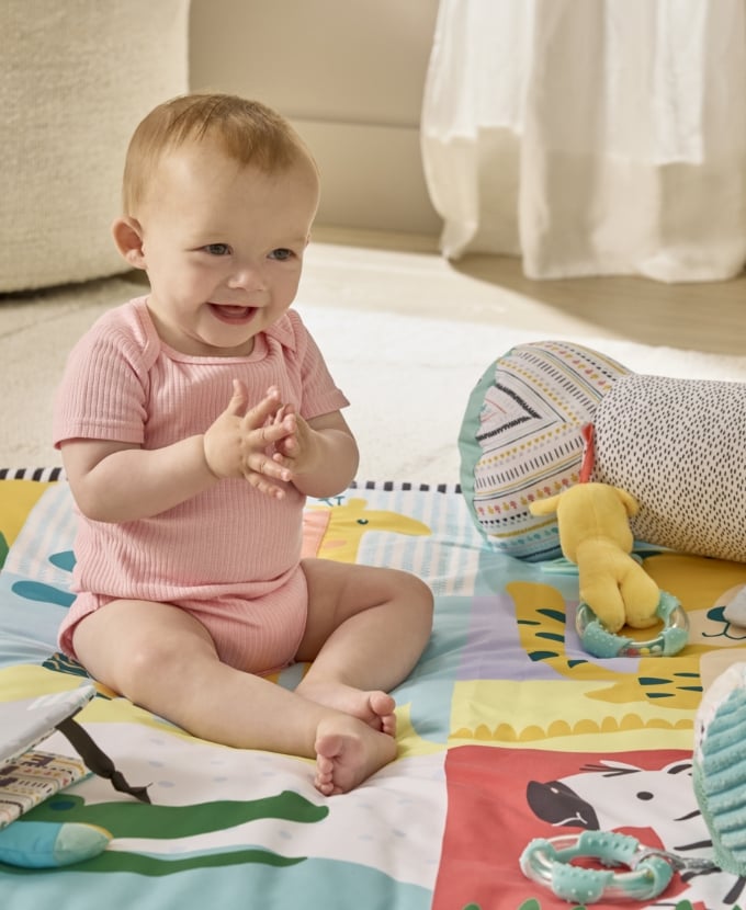 nursery toys & play